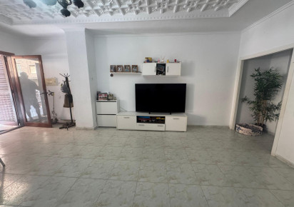 Reventa · APARTAMENTO · Torrevieja · Playa del Acequión