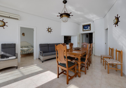 Reventa · APARTAMENTO · Torrevieja · Playa del Acequión