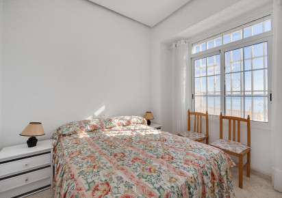 Reventa · APARTAMENTO · Torrevieja · Playa del Acequión