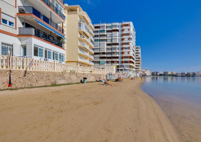 Reventa · APARTAMENTO · Torrevieja · Playa del Acequión