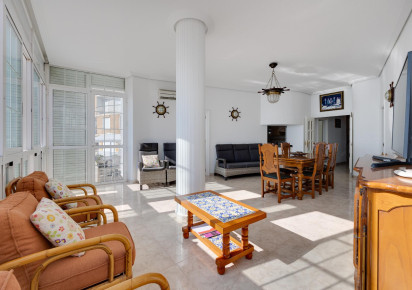 Reventa · APARTAMENTO · Torrevieja · Playa del Acequión