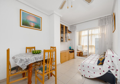 Reventa · APARTAMENTO · Torrevieja · Playa del Acequión
