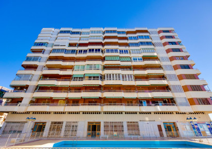Reventa · APARTAMENTO · Torrevieja · Playa del Acequión