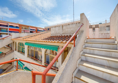 Reventa · APARTAMENTO · Torrevieja · Playa del Acequión