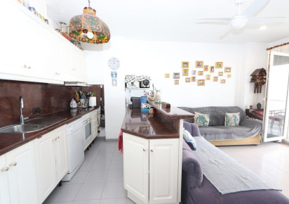 Reventa · APARTAMENTO · Torrevieja · Playa Flamenca
