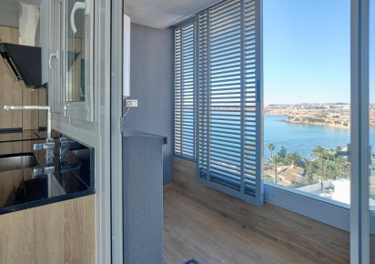 Reventa · APARTAMENTO · Torrevieja · Punta Prima