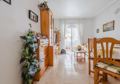Reventa · APARTAMENTO · Torrevieja · Villa Madrid