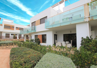 Reventa · Apartment · Entre Naranjos - Vistabella Golf