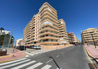 Reventa · Apartment · La Mata