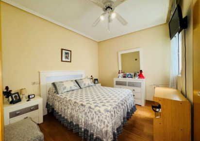 Reventa · Apartment · La Mata