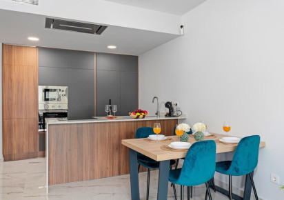 Reventa · Apartment · Orihuela Costa · Los Altos