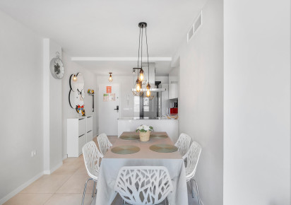 Reventa · Apartment · Pilar de la Horadada · Mil palmeras