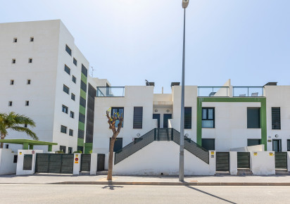 Reventa · Apartment · Pilar de la Horadada · Mil palmeras