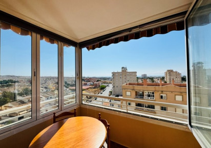 Reventa · Apartment · Torrevieja · Aguas nuevas 1