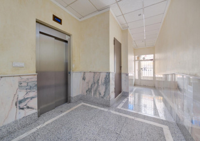 Reventa · Apartment · Torrevieja · Centro - Muelle Pesquero