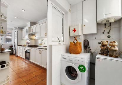 Reventa · Apartment · Torrevieja · Centro - Muelle Pesquero