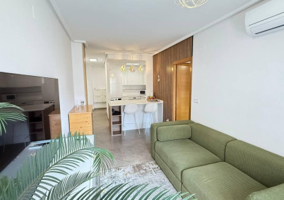 Reventa · Apartment · Torrevieja Centro · Torrevieja