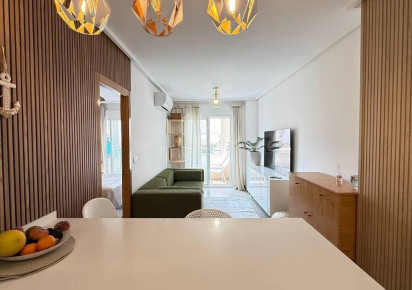 Reventa · Apartment · Torrevieja Centro · Torrevieja