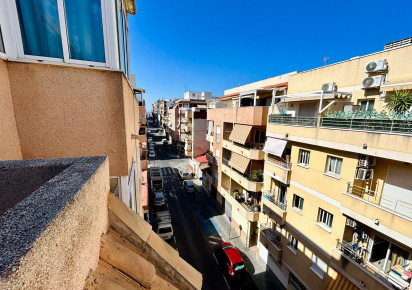 Reventa · - APARTMENT · Torrevieja Centro · Torrevieja