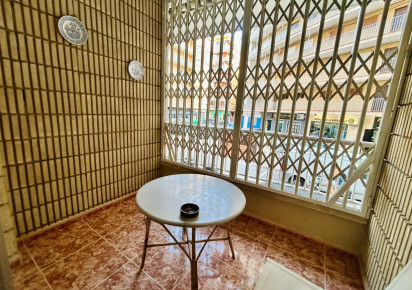 Reventa · Apartment · Torrevieja Centro · Torrevieja