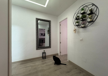 Reventa · Apartment · Torrevieja · Centro
