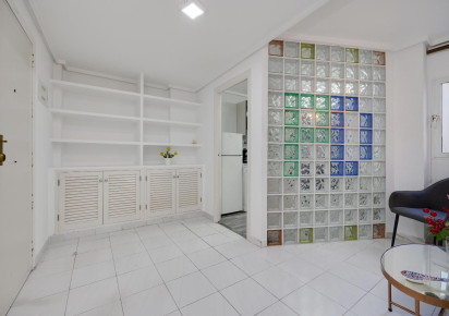 Reventa · Apartment · Torrevieja · Centro