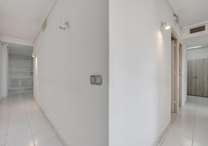 Reventa · Apartment · Torrevieja · Centro