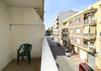 Reventa · Apartment · Torrevieja · Centro