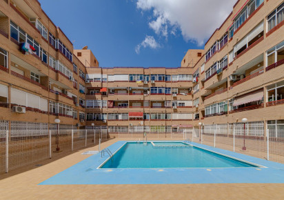 Reventa · Apartment · Torrevieja · El Molino