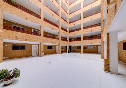 Reventa · Apartment · Torrevieja · El Molino