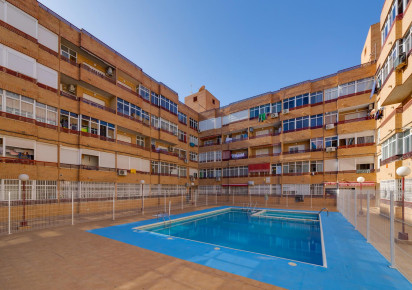 Reventa · Apartment · Torrevieja · El Molino