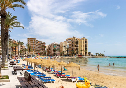 Reventa · Apartment · Torrevieja · Habaneras