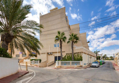 Reventa · Apartment · Torrevieja · La mata