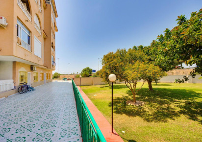 Reventa · Apartment · Torrevieja · Parque las naciones