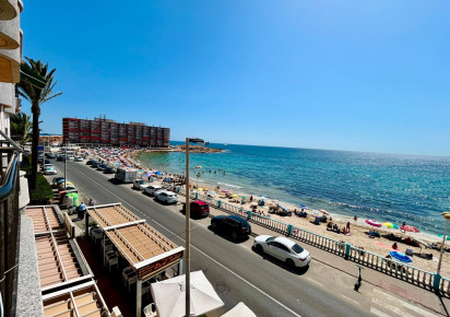 Reventa · Apartment · Torrevieja · Playa de los Locos
