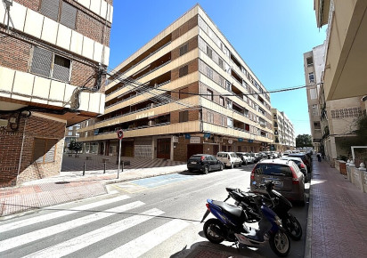 Reventa · Apartment · Torrevieja · Playa del Acequión