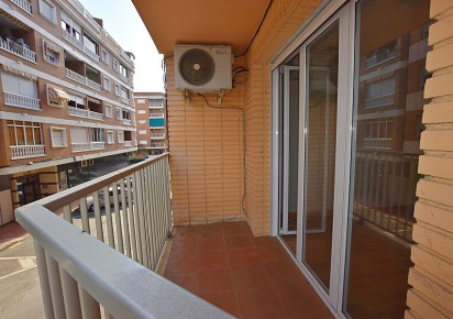 Reventa · Apartment · Torrevieja · Playa del Acequión