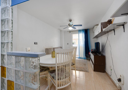 Reventa · Apartment · Torrevieja · Playa del cura