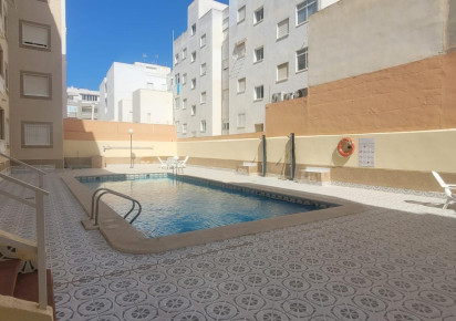 Reventa · Apartment · Torrevieja · Playa del cura