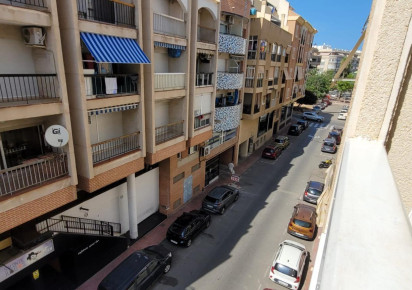 Reventa · Apartment · Torrevieja · Playa del cura