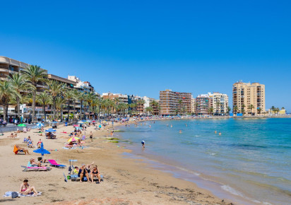 Reventa · Apartment · Torrevieja · Playa del cura