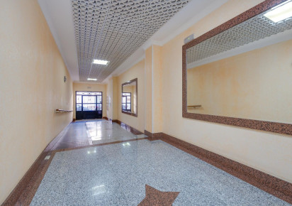 Reventa · Apartment · Torrevieja · Puerto deportivo marina salinas