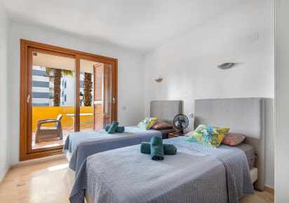 Reventa · Apartment · Torrevieja · Punta Prima