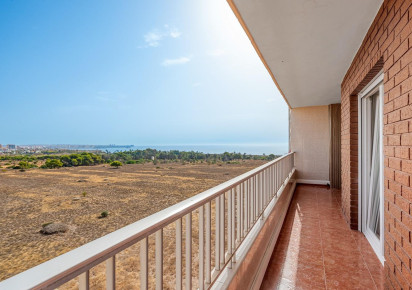 Reventa · Apartment · Torrevieja · Punta prima