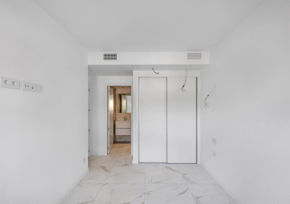 Reventa · Apartment · Torrevieja · Punta Prima