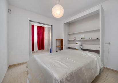 Reventa · Apartment · Torrevieja · San Luis