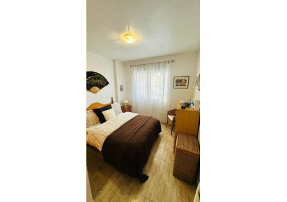 Reventa · Apartment · Torrevieja · Urbanización San Luis