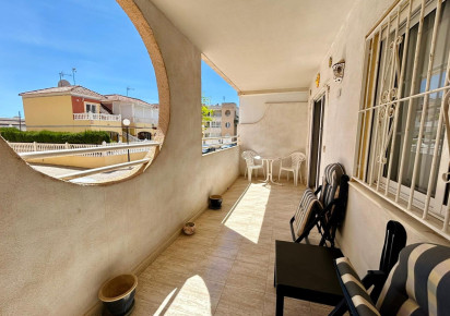Reventa · Apartment · Torrevieja · Urbanización San Luis