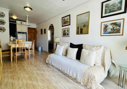 Reventa · Apartment · Torrevieja · Urbanización San Luis
