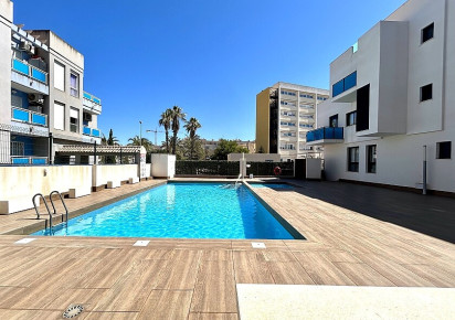 Reventa · Apartment · Torrevieja · Zona Centro